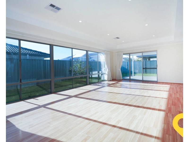 49 Yellowwood Avenue, Piara Waters WA 6112