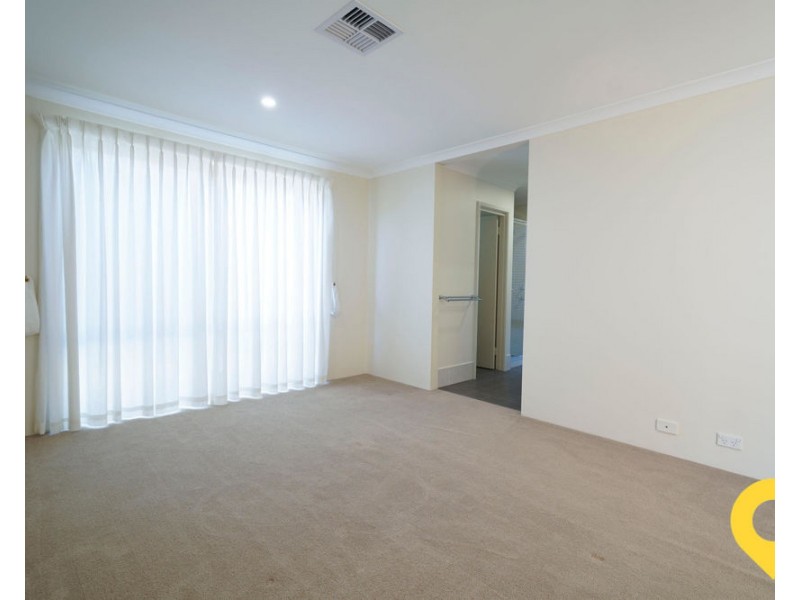 49 Yellowwood Avenue, Piara Waters WA 6112