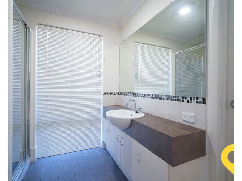 49 Yellowwood Avenue, Piara Waters WA 6112