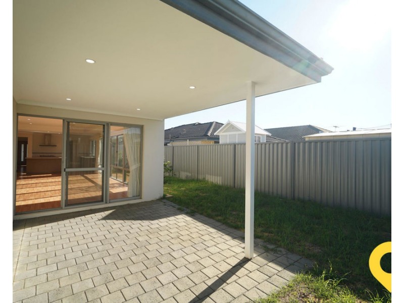 49 Yellowwood Avenue, Piara Waters WA 6112