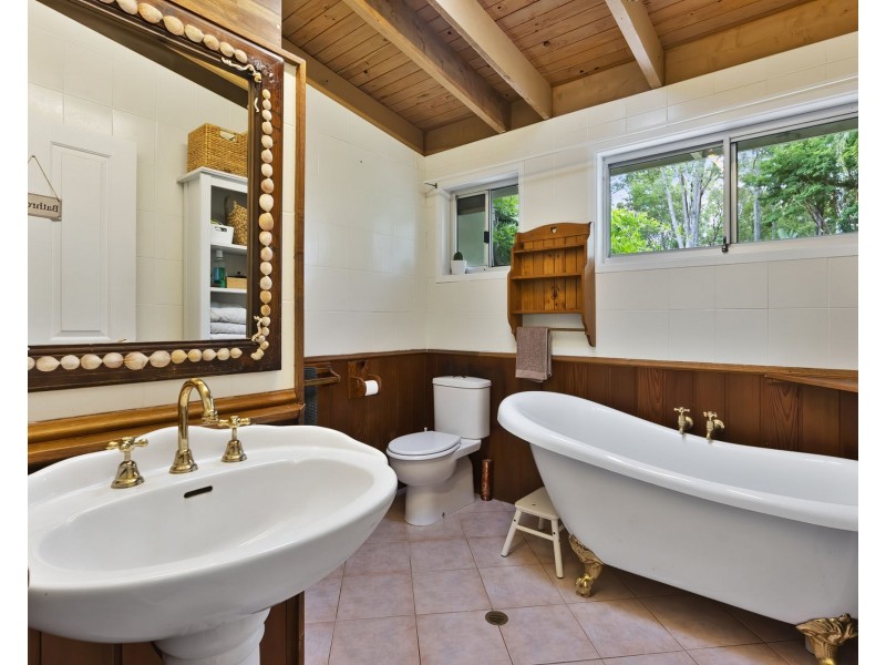 10 Kensleigh Avenue, Bellmere QLD 4510