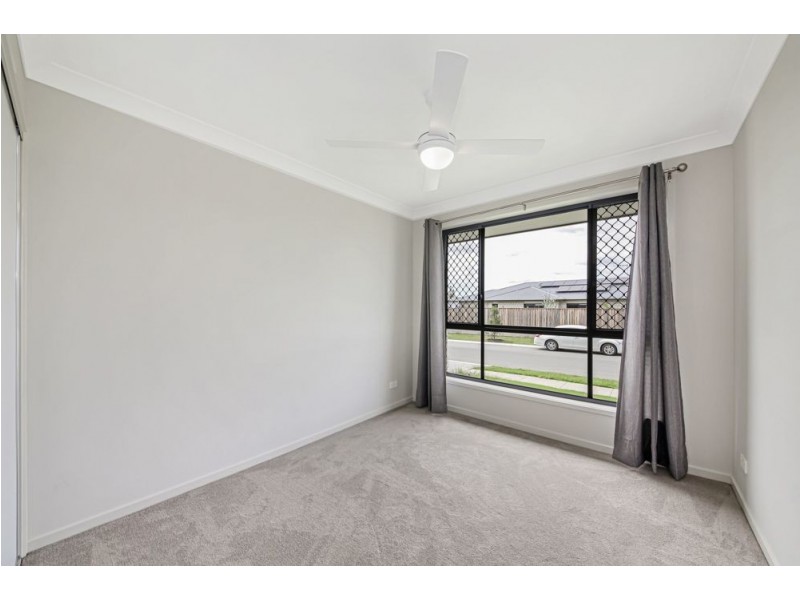 23 Irma Cct, Park Ridge QLD 4125