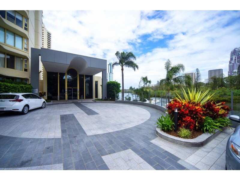 34/1 Serisier Ave, Main Beach QLD 4217