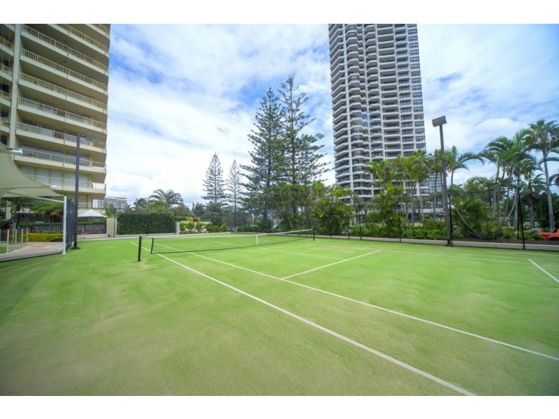 34/1 Serisier Ave, Main Beach QLD 4217