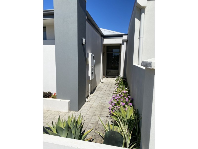 57 Helmsdale Loop, Butler WA 6036