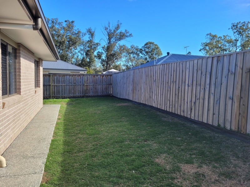 24 Vassallo Drive, Rosewood QLD 4340