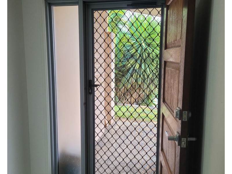 15 Navickas Cct, Redbank Plains QLD 4301
