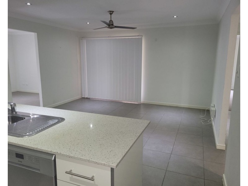 15 Navickas Cct, Redbank Plains QLD 4301