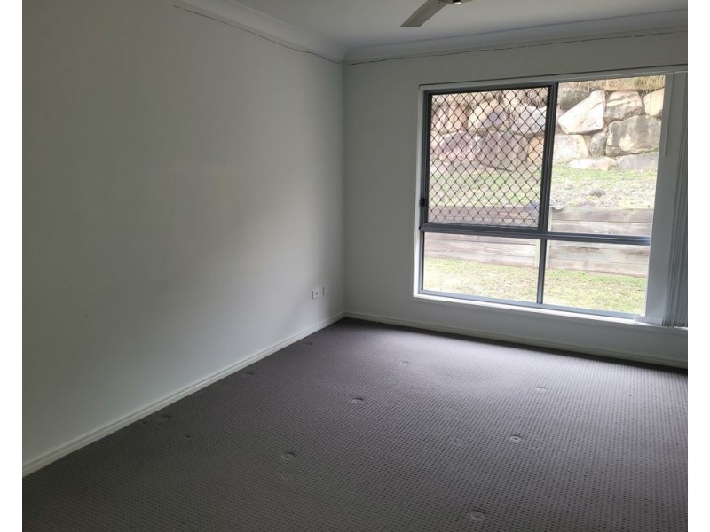15 Navickas Cct, Redbank Plains QLD 4301