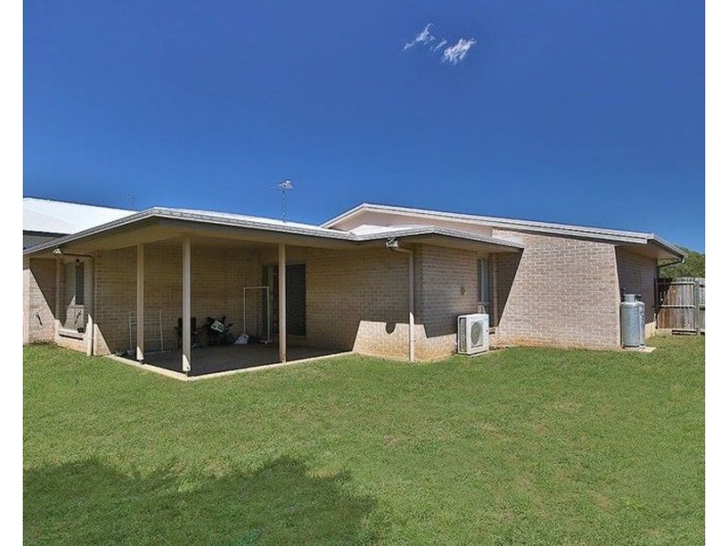 15 Navickas Cct, Redbank Plains QLD 4301