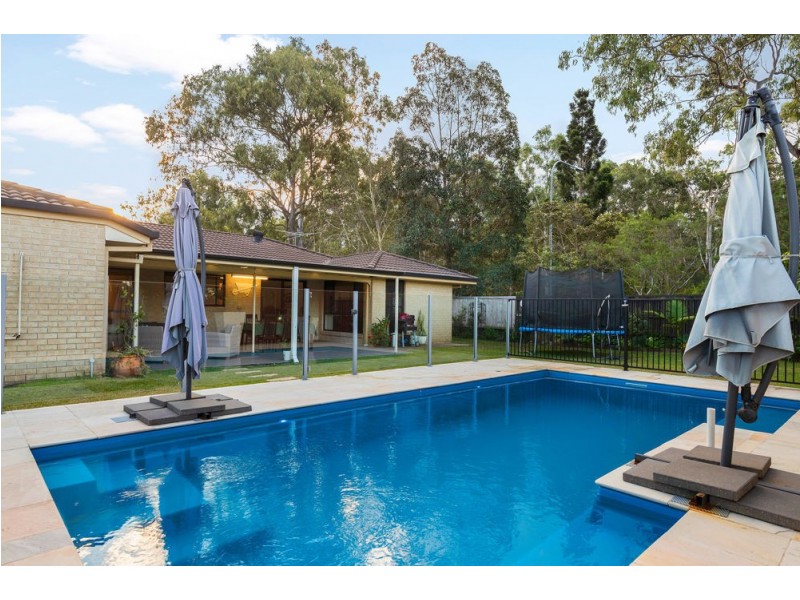 15 Lavender Court, Bray Park QLD 4500