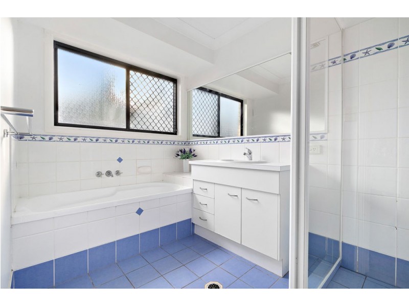 15 Lavender Court, Bray Park QLD 4500