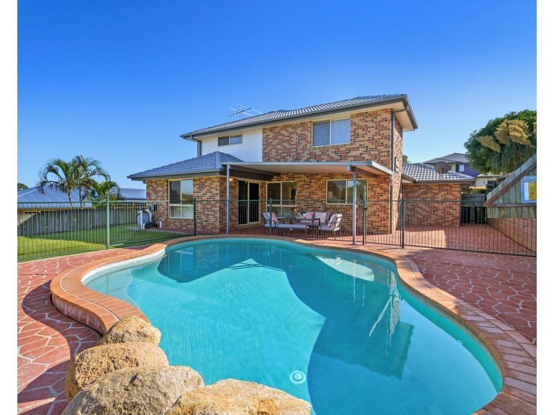 11 Sweetapple Place, Manly West QLD 4179