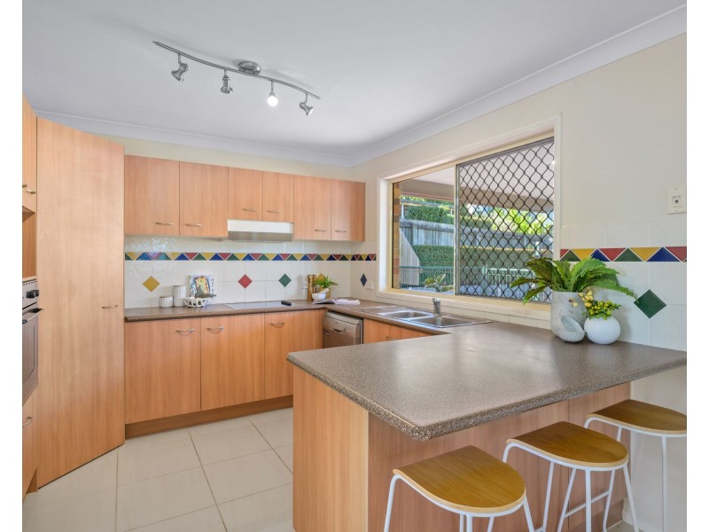 11 Sweetapple Place, Manly West QLD 4179