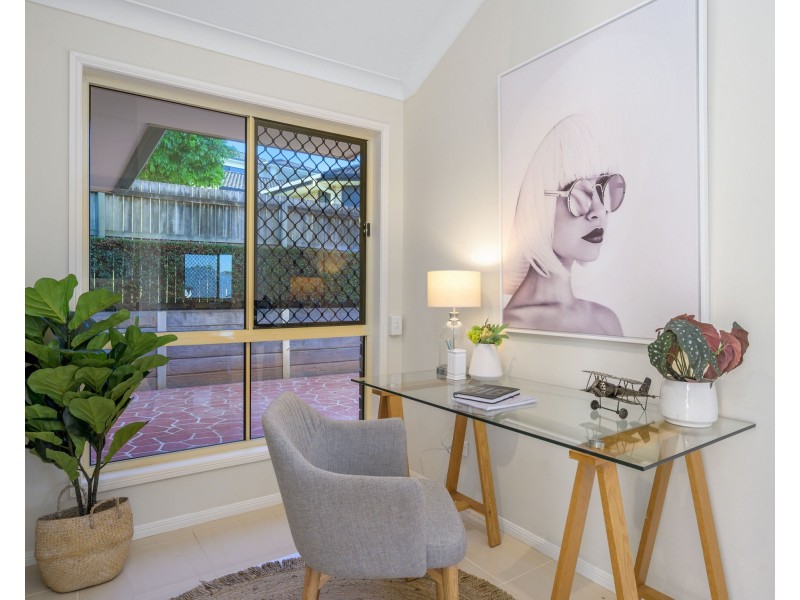 11 Sweetapple Place, Manly West QLD 4179