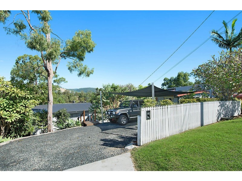 127 Plucks Road, Arana Hills QLD 4054