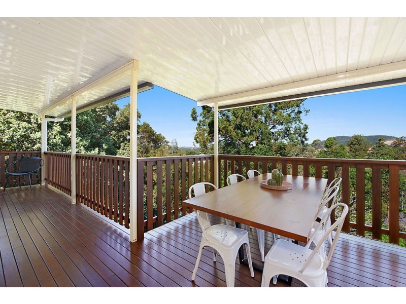 127 Plucks Road, Arana Hills QLD 4054