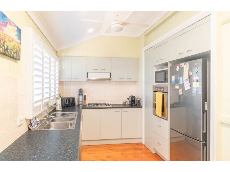 1/107 Hawthorne Road, Hawthorne QLD 4171