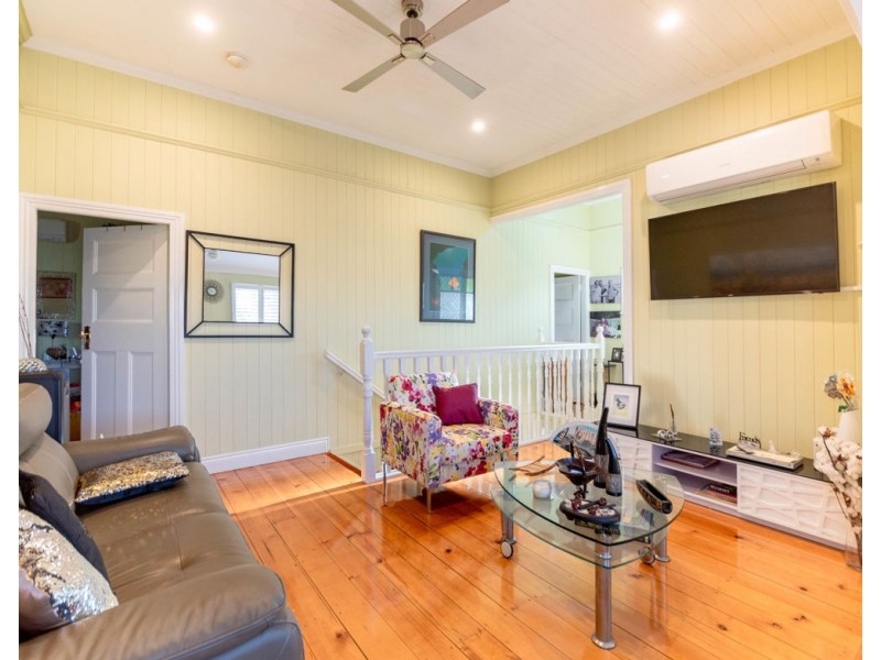 1/107 Hawthorne Road, Hawthorne QLD 4171