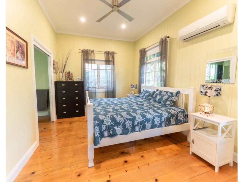 1/107 Hawthorne Road, Hawthorne QLD 4171