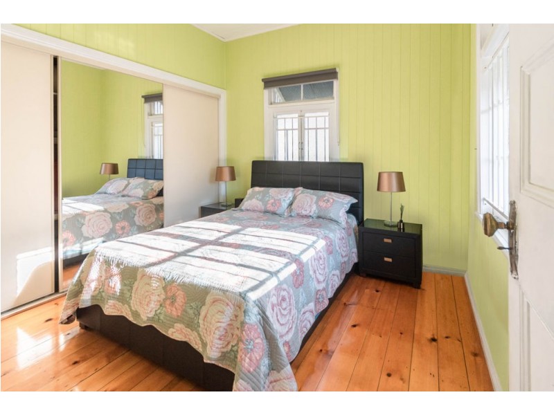 1/107 Hawthorne Road, Hawthorne QLD 4171