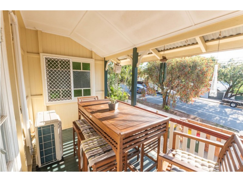 1/107 Hawthorne Road, Hawthorne QLD 4171