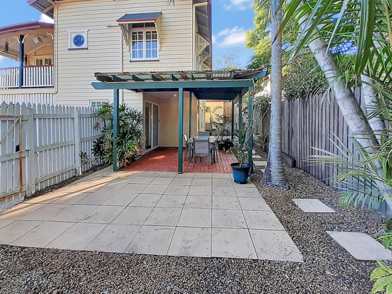 1/107 Hawthorne Road, Hawthorne QLD 4171