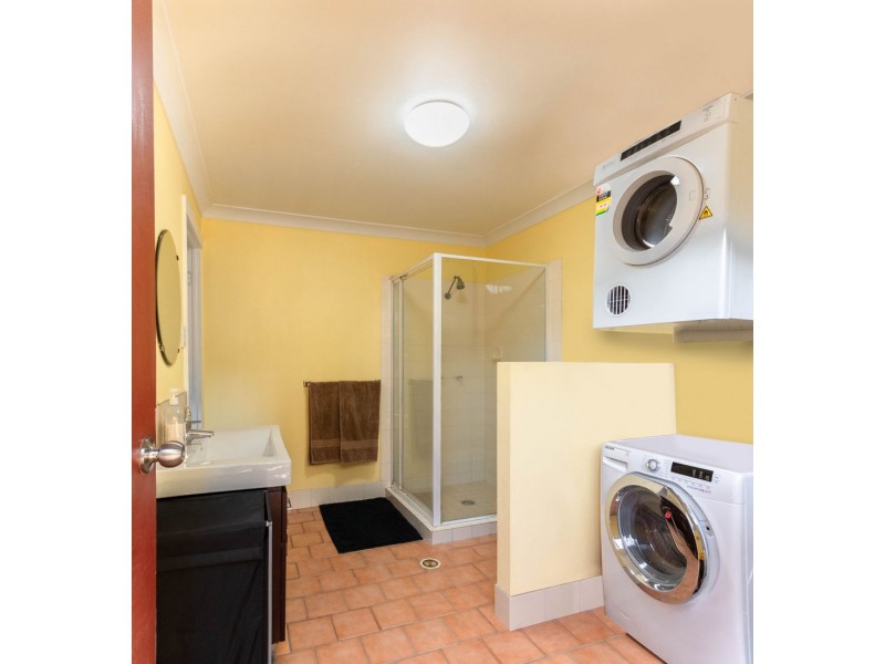 1/107 Hawthorne Road, Hawthorne QLD 4171