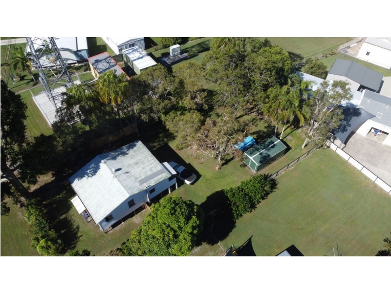 19 Gympie Road, Tin Can Bay QLD 4580