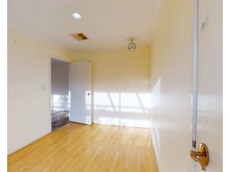 17 Huntingdale Crescent, Connolly WA 6027