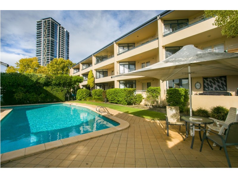 8/6 Kintail Road, Applecross WA 6153