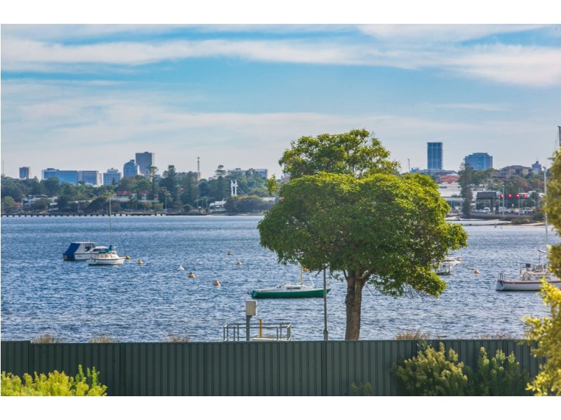 8/6 Kintail Road, Applecross WA 6153