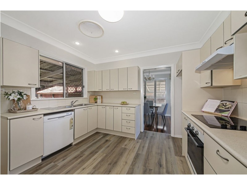 21 Ellerdale Street, Aspley QLD 4034