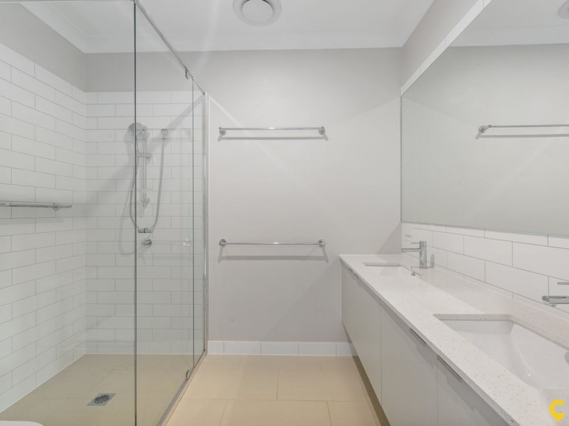 4/5 Troubridge St, Mount Gravatt East QLD 4122