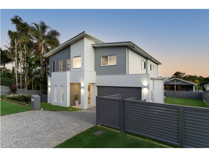 37 Dorrigo Street, Stafford Heights QLD 4053