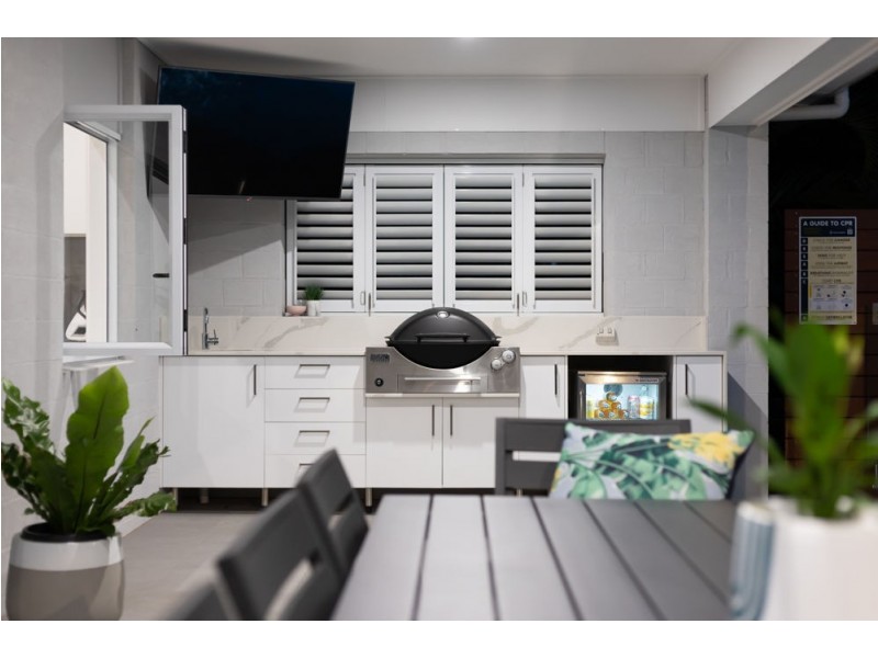 37 Dorrigo Street, Stafford Heights QLD 4053