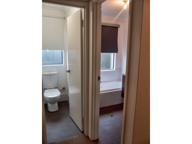 21 Delaronde Drive, Success WA 6164