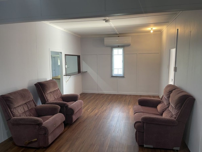 21 Gympie Road, Tin Can Bay QLD 4580