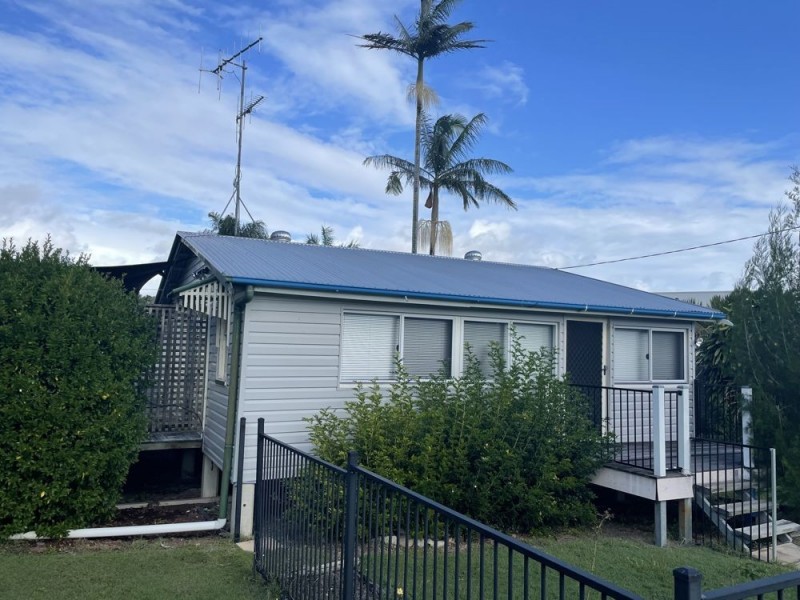 21 Gympie Road, Tin Can Bay QLD 4580