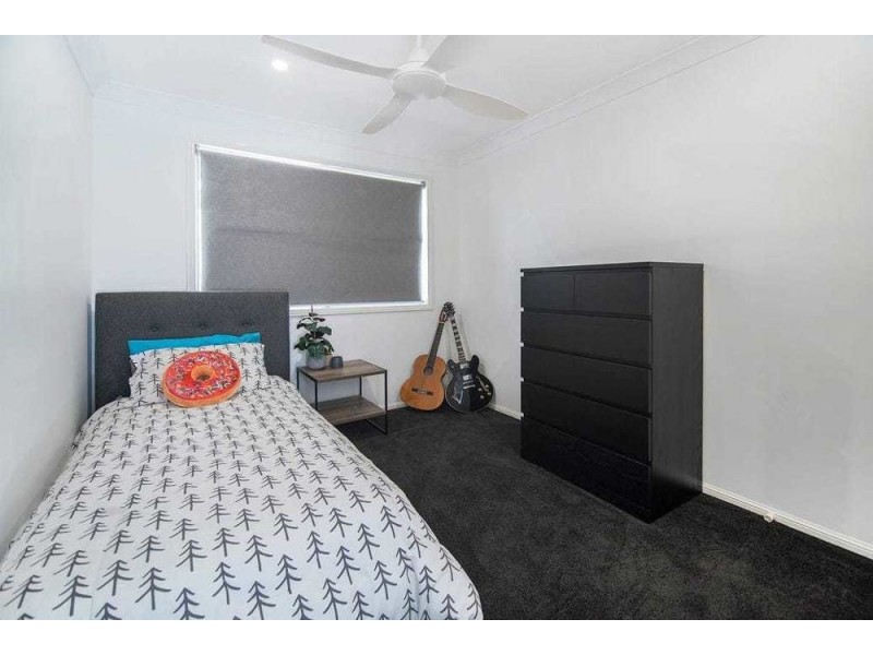 32 Babirra Street, Hope Island QLD 4212