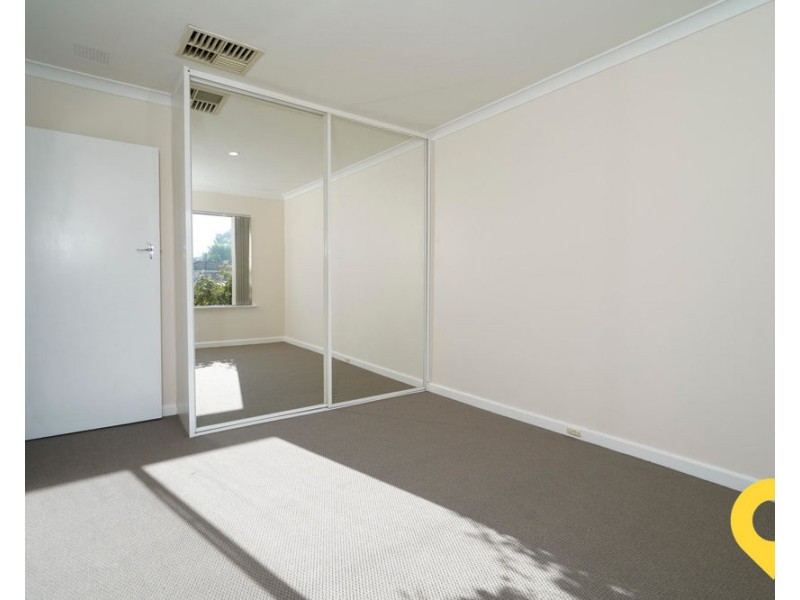 20 Lowth Road, Beckenham WA 6107