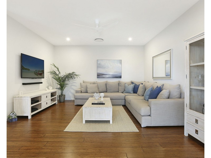 7 Shanagolden Court, Yaroomba QLD 4573