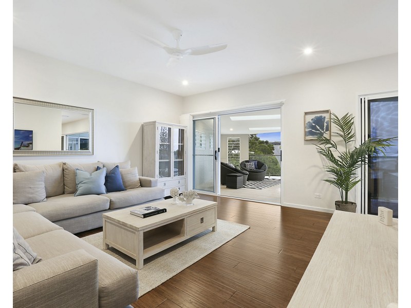 7 Shanagolden Court, Yaroomba QLD 4573