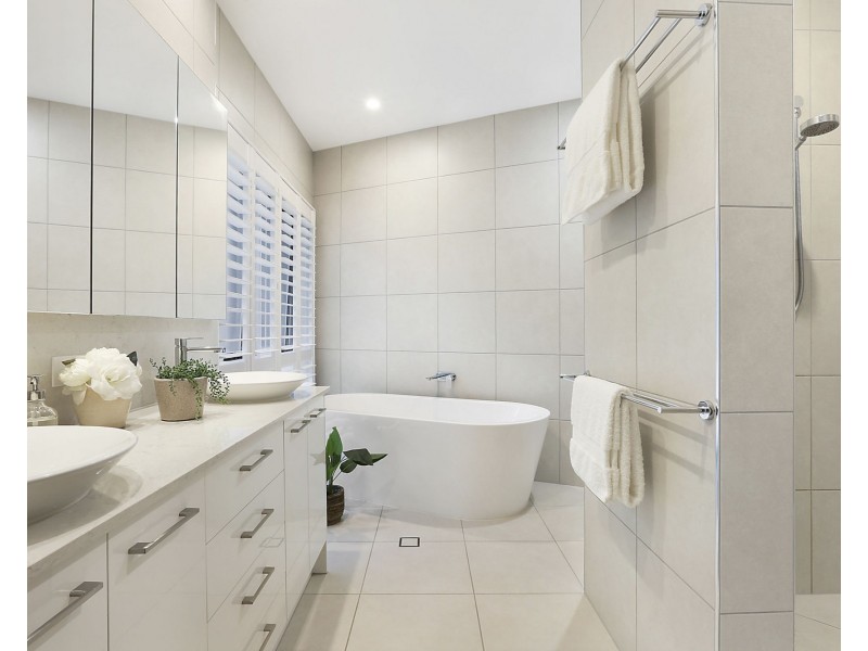 7 Shanagolden Court, Yaroomba QLD 4573