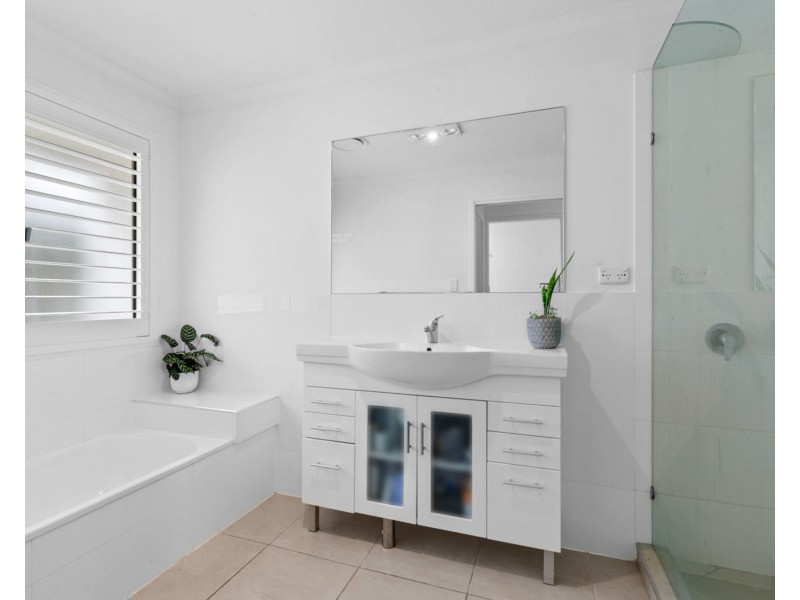 38 Marakari Crescent, Mount Coolum QLD 4573