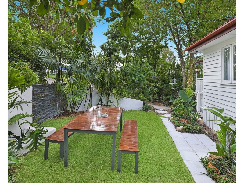 187 Centenary Heights Road, Mount Coolum QLD 4573