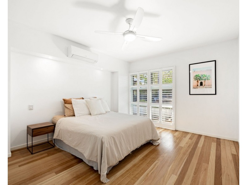14 North Beach Place, Mudjimba QLD 4564