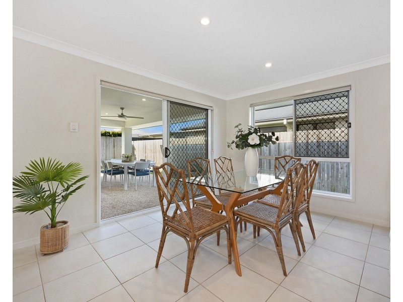 6 Laurina Way, Peregian Springs QLD 4573