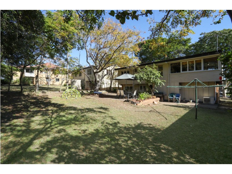 39 Bramcote Street, Chermside West QLD 4032