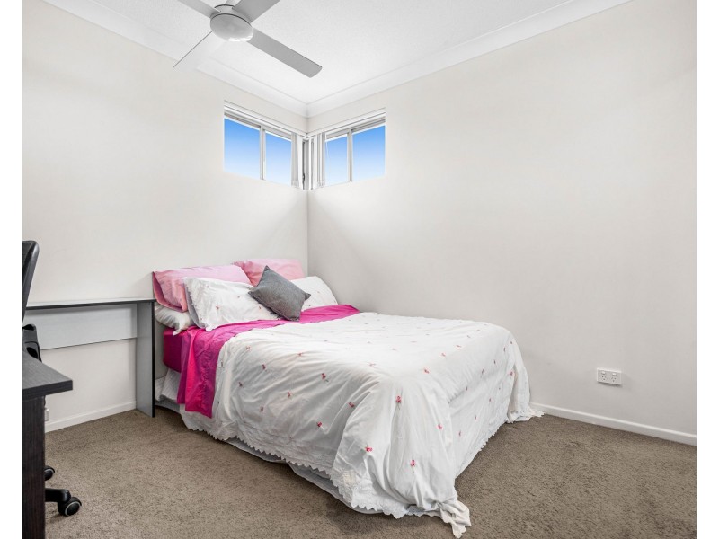 8/65 Ronald Street, Wynnum QLD 4178